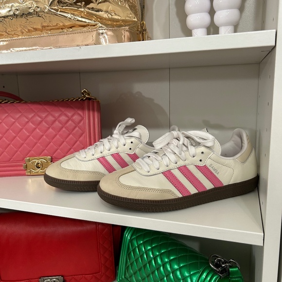 Adidas Women’s Samba OG Sneakers - Picture 4 of 10
